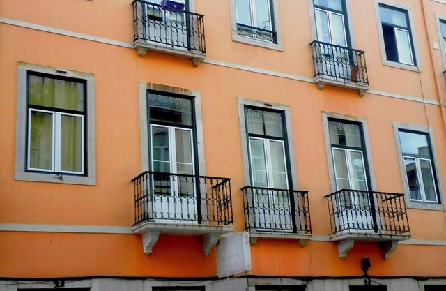 Typical Pombalina house close to everything