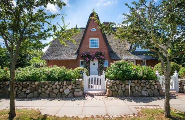 Typisches Friesenhaus Unter Reet