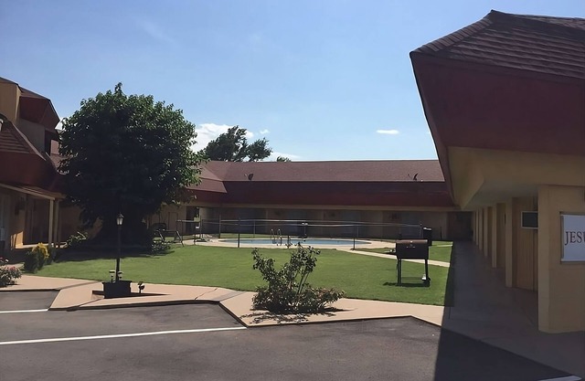 Ultimate Outdoor Vacation at Knights Inn Fairview! 3 Affordable Units