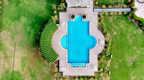 Umaid Farm Resort- A Legancy Vintage Stay In Jaipur