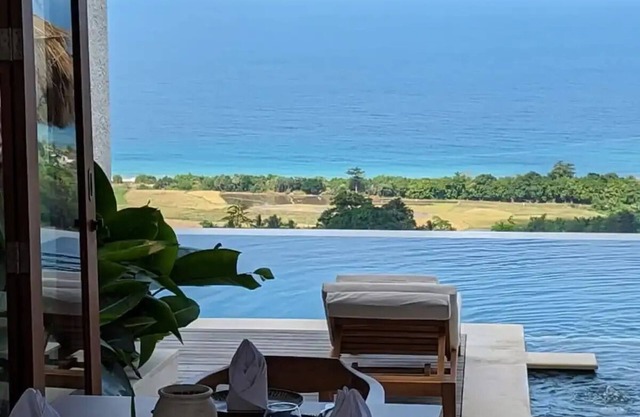 Umarato Villa Sumba - 4 Bedroom Private Villa with Infinity Pool
