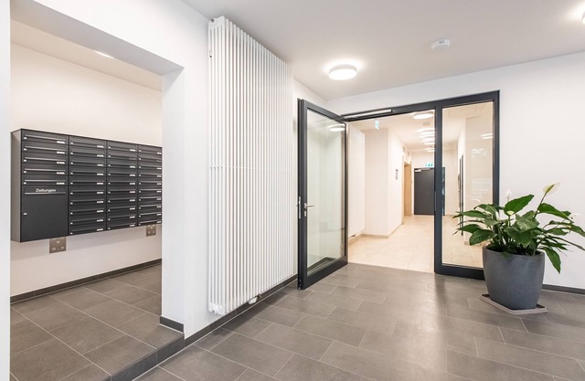 Umquam Frankfurt l Modern Studio Good Located King Bed