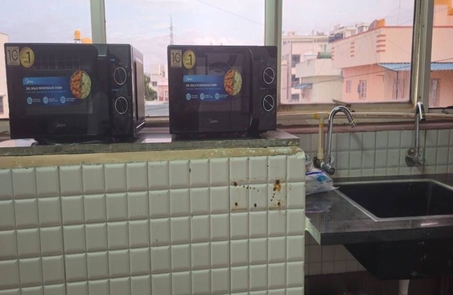 Unique 4 Rooms Apartment E City Parappana Agrahara