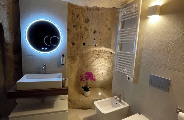 Unique Natural Cave Chambers With Modern Comfortable Style,In Downtown Matera