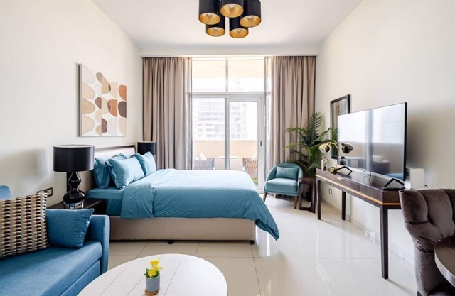 Unique Studio In JVC