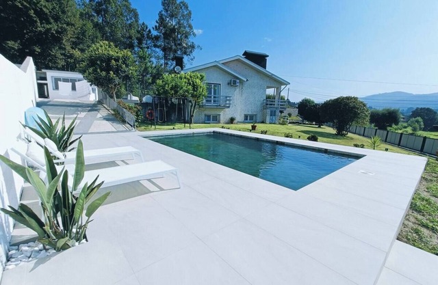 Unwind in Villa Madalena : Pool & Vineyard Panoramas