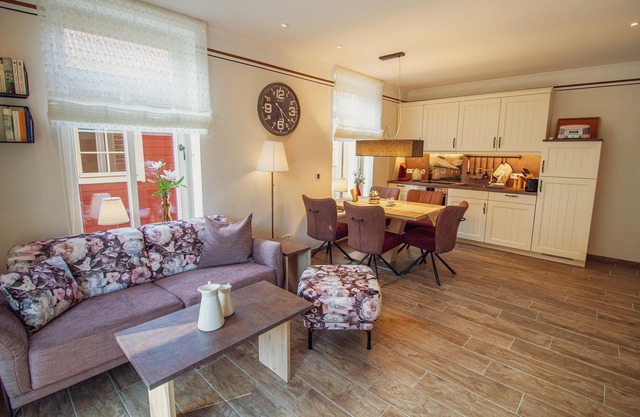 Up Besöök - Magnolia with sauna