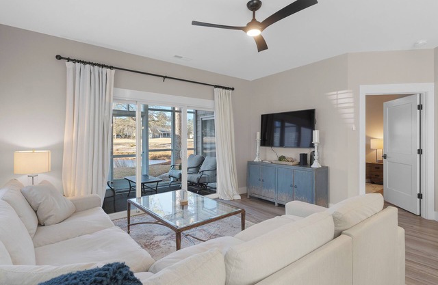 Upscale 2-bedroom, 2 bath condo, lower corner unit on the golf course