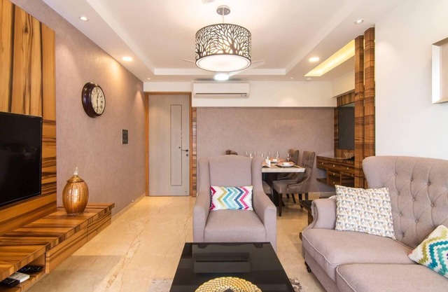 Upscale 2 bedroom apartment