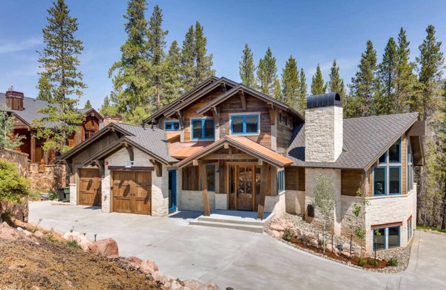 Upscale Family Retreat 150ft to Ski Lifts ~ By Silvercrest Lux Colorado