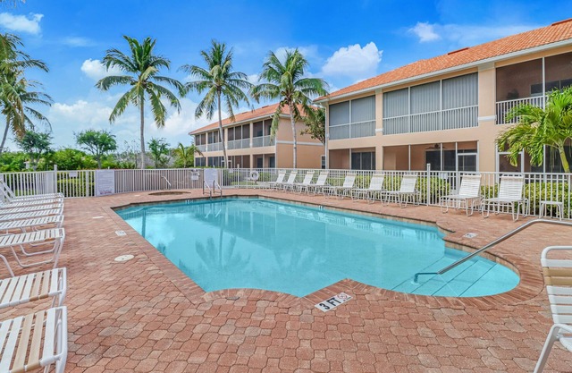 Upscale Marco Island Condo with Pool Access