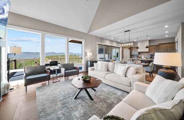 Upscale Mountain Home with Views
