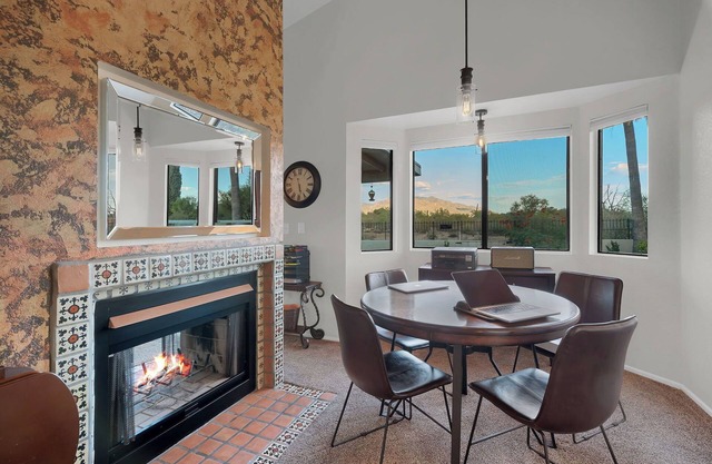 Upscale Private Home In A Quite Gated Community With Breathtaking Mountain Views