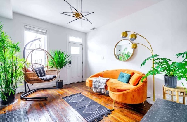 Urban Jungle - Parking Free - Prime Location - Pets