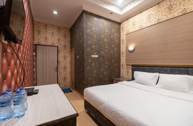 Urbanview Hotel Good Palembang by RedDoorz