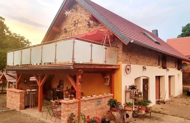 Urlaubshof Turmblick - Spacious vacation apartment (70 sqm) with south-facing balcony