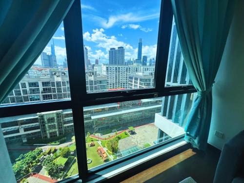 V Residence Sunway Velocity Kuala Lumpur by Vivid Stay