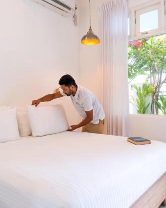 Vaali Maldives Island Escapes & Dive