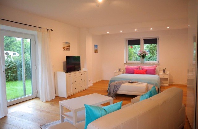 Vacation apartment "Am Deich" - cozy, modern & only a few steps to the Wadden Sea