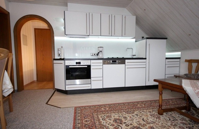 Vacation apartment for 4 people with balcony and garden