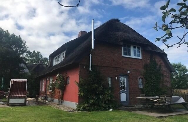 Vacation apartment/apartment for 4 guests with 60m² in Midlum on Föhr (149486)