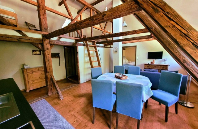 Vacation apartment/apartment for 7 guests with 48m² in Seifhennersdorf (273065)