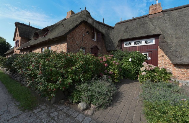 Vacation apartment/apartment for 4 guests with 60m² in Wrixum on Föhr (47470)