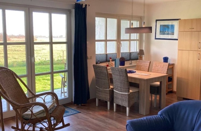 Vacation apartment/apartment for 4 guests with 55m² in Garz/Rügen (189292)