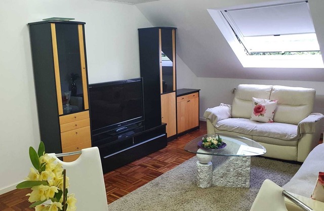 Vacation apartment Airport Waldblick