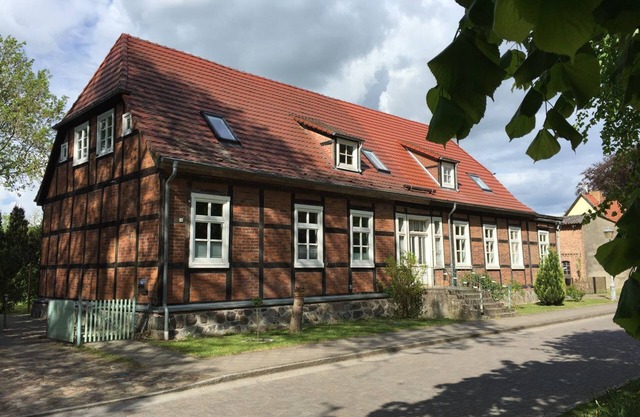 Vacation apartment/apartment for 4 guests with 68m² in Ivenack (65331)