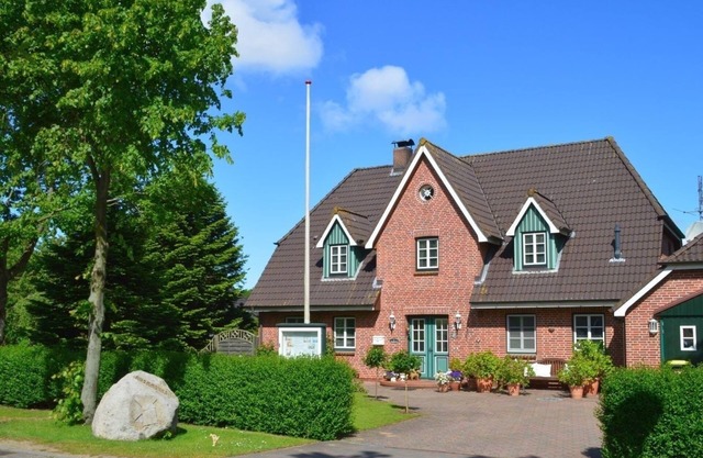 Vacation apartment/apartment for 4 guests with 55m² in Nieblum (109618)