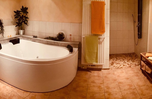 Vacation apartment/apartment for 2 guests with 84m² in Diemelstadt (51648)