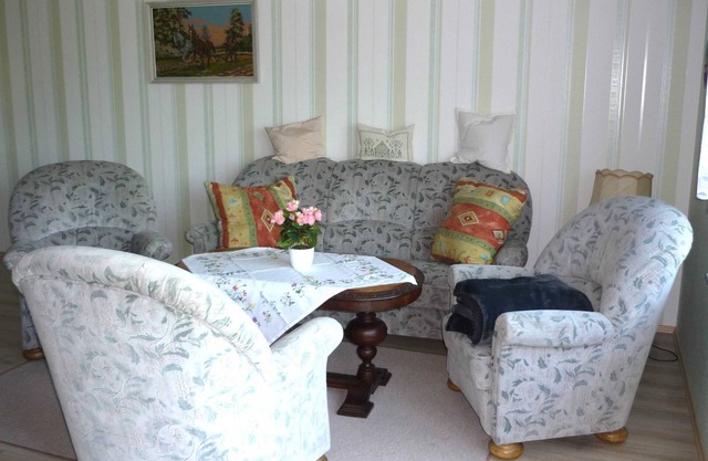 Vacation apartment 2 - Ferienhof Petersen: Vacation in the inland