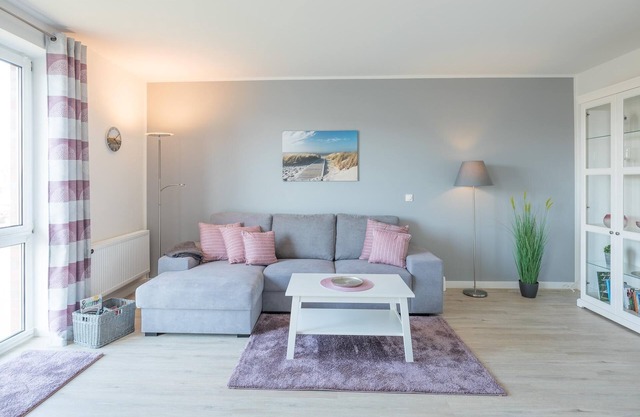 Vacation apartment Hafenkante in Husum for up to 2 people