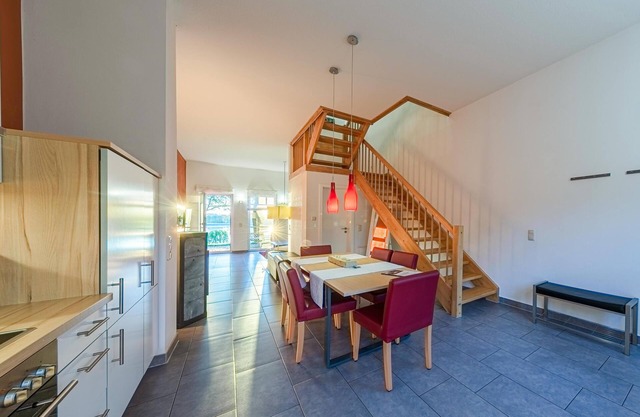 Vacation apartment Haubentaucher on Lake Loppin