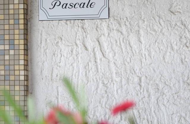 Vacation apartment Pascale - Guesthouse Peter