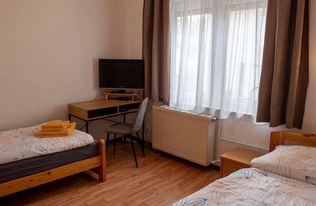 Vacation apartment, shower on the floor, 2 bedrooms - Ferienhaus Boos