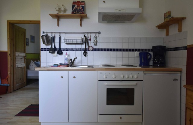 Vacation apartment upstairs in the red house on the Baltic Sea cycle path OVS 103 - 2-room vacation apartment