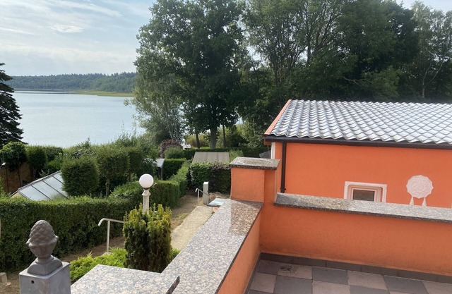 Vacation apartment/vacation bungalow/vacation home with lake view off Usedom