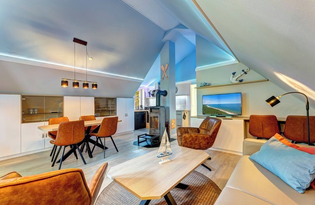 Vacation apartment with private sauna and fireplace, right on the beach.