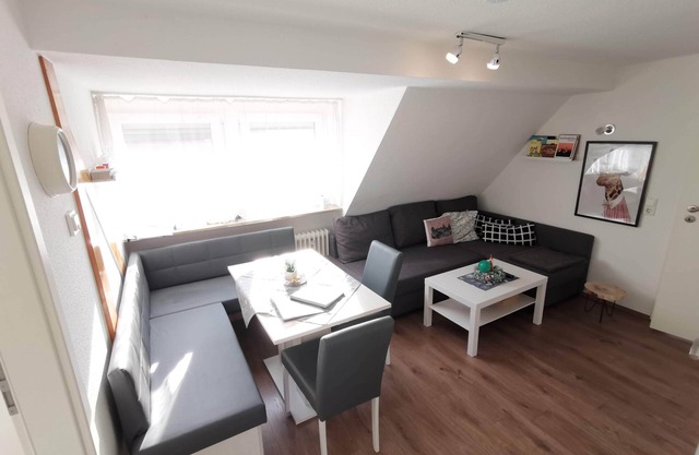 Vacation apartment with 3 separate bedrooms! Subway connection! Free WLAN