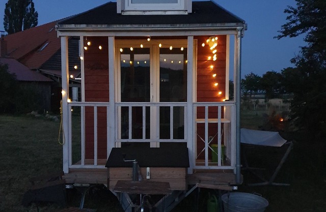 Vacation at Tiny House. Switch off and collect resources on 17sqm
