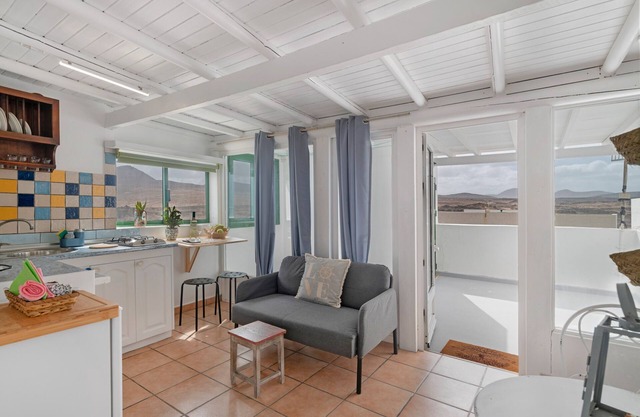 Vacation 'Dangminzheng Atic' with Mountain View and Wi-Fi