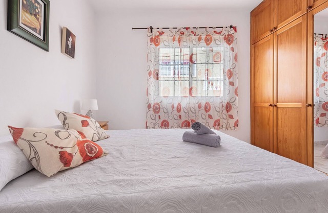 Vacation Home Casita Auxilia Near the Beach with Mountain View, A/C & Wi-Fi