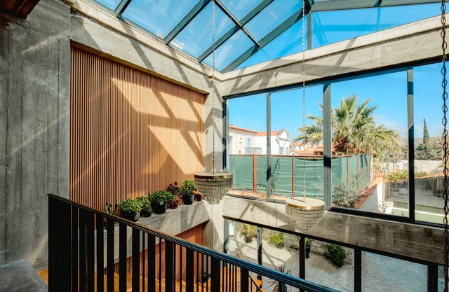 Vacation Flat w Pool in Alacati 5 min to Beaches