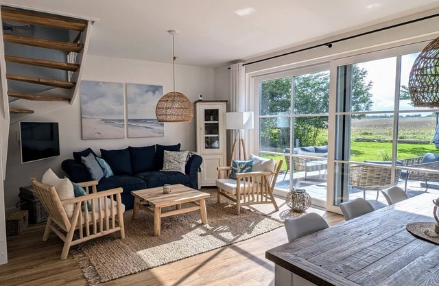 Vacation home "Boddenidyll" between Darß & Rügen, SUP boards, sauna, fireplace, panoramic view