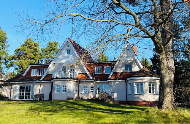 Vacation home by the lake