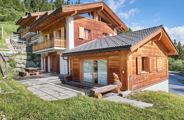 Vacation home Hiboux by Interhome