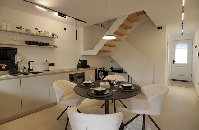 Vacation home directly on the Moselle in Trier. New building for 6 people with parking space