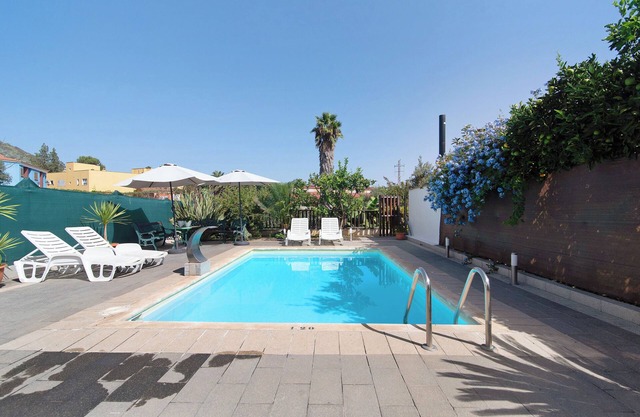 Vacation Home "El Llanete" with Mountain View, Shared Pool & Wi-Fi